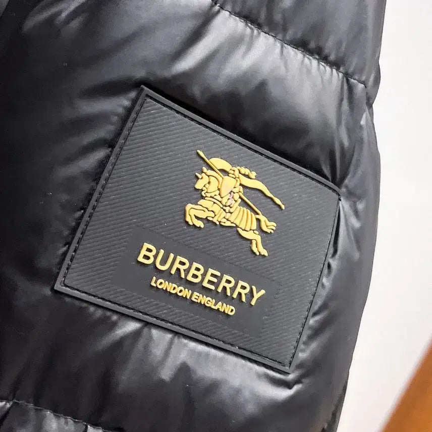 [BUNJANG] Burberry Hooded Padded Jacket / 버버리 후드 패딩면세점 구매 M 사이즈