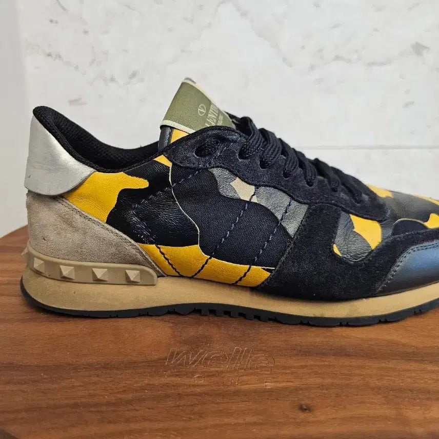 [BUNJANG] Valentino Garavani Rockrunner Camouflage Sneakers / 발렌티노 락러너 카모플라주 스니커즈 41사이즈