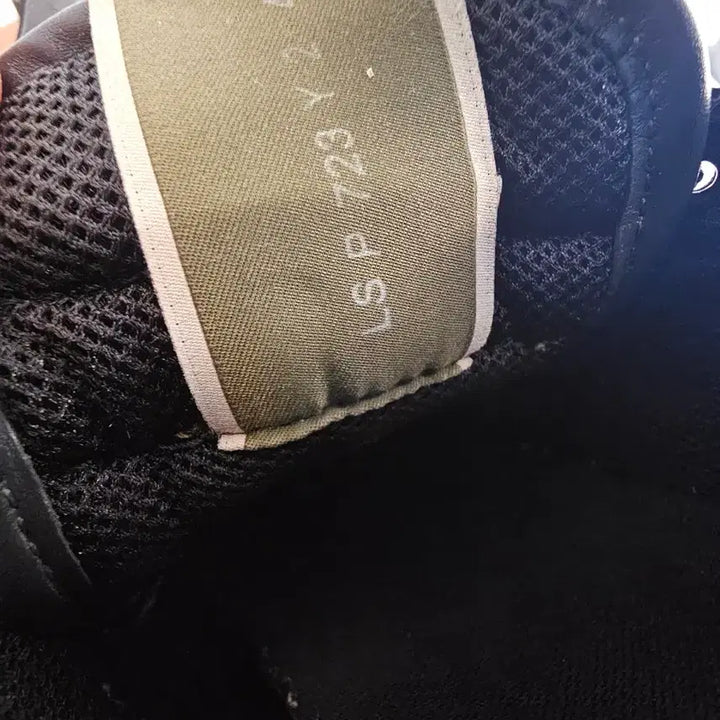 [BUNJANG] Valentino Garavani Rockrunner Camouflage Sneakers / 발렌티노 락러너 카모플라주 스니커즈 41사이즈