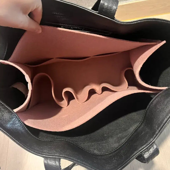 [BUNJANG] Vanessa Bruno Leather Sequin Tote Bag / [정품] 바네사브루노 가죽 스팽글 토드백