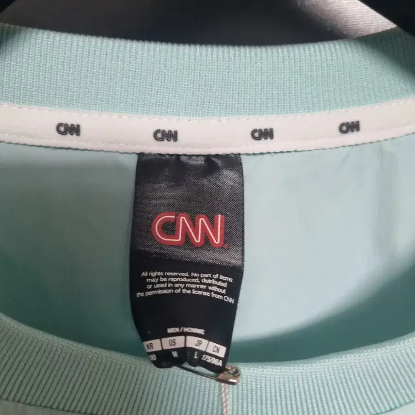 [BUNJANG] CNN Travel Crewneck Overshirt / cnn 트래블 르포타주 크루넥 오버셔츠 100