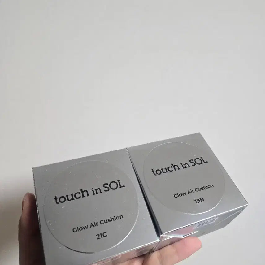 [BUNJANG] Touch In Sol Glow Air Cushion 21C Set / 터치인솔 글로우 에어 쿠션 21C  (본품+리필)
