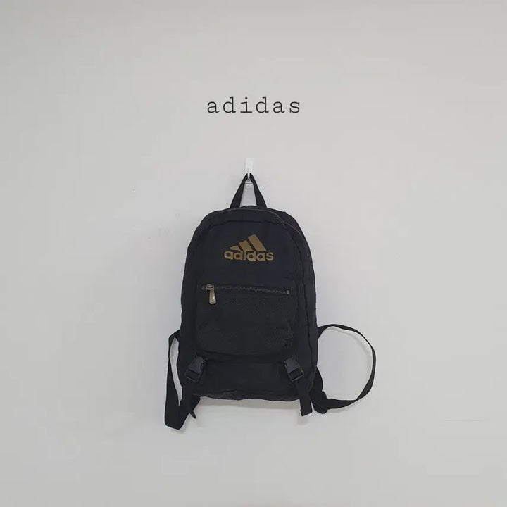 [BUNJANG] Adidas Black Mini Backpack / No.26012804 아디다스 블랙 미니백팩 가방