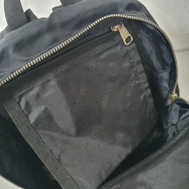 [BUNJANG] Adidas Black Mini Backpack / No.26012804 아디다스 블랙 미니백팩 가방