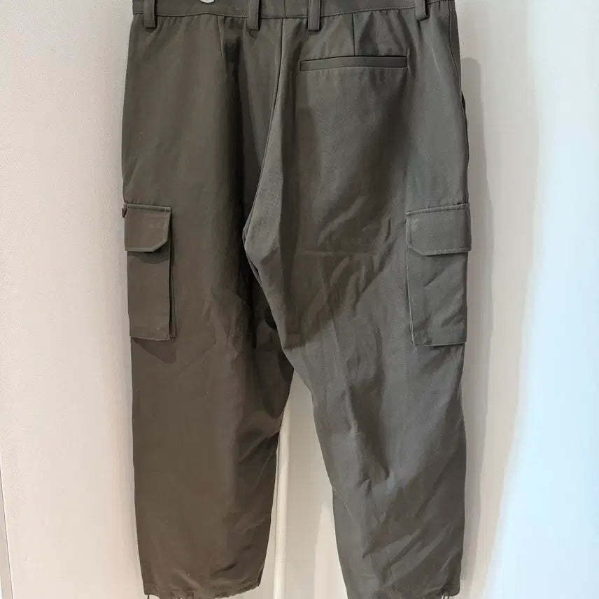 [BUNJANG] Louis Vuitton Virgil Abloh Cargo Pants / [50] 루이비통 버질아블로 카고 팬츠