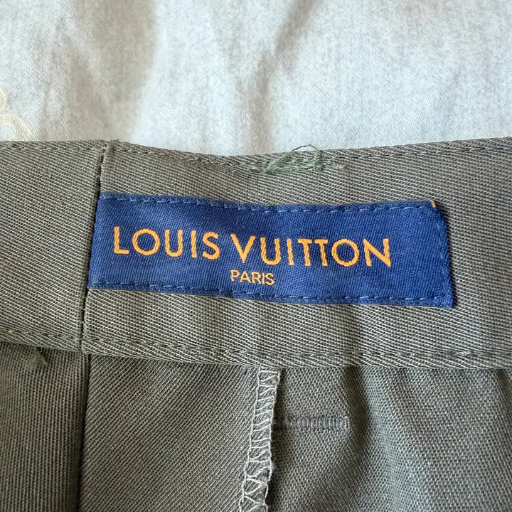 [BUNJANG] Louis Vuitton Virgil Abloh Cargo Pants / [50] 루이비통 버질아블로 카고 팬츠