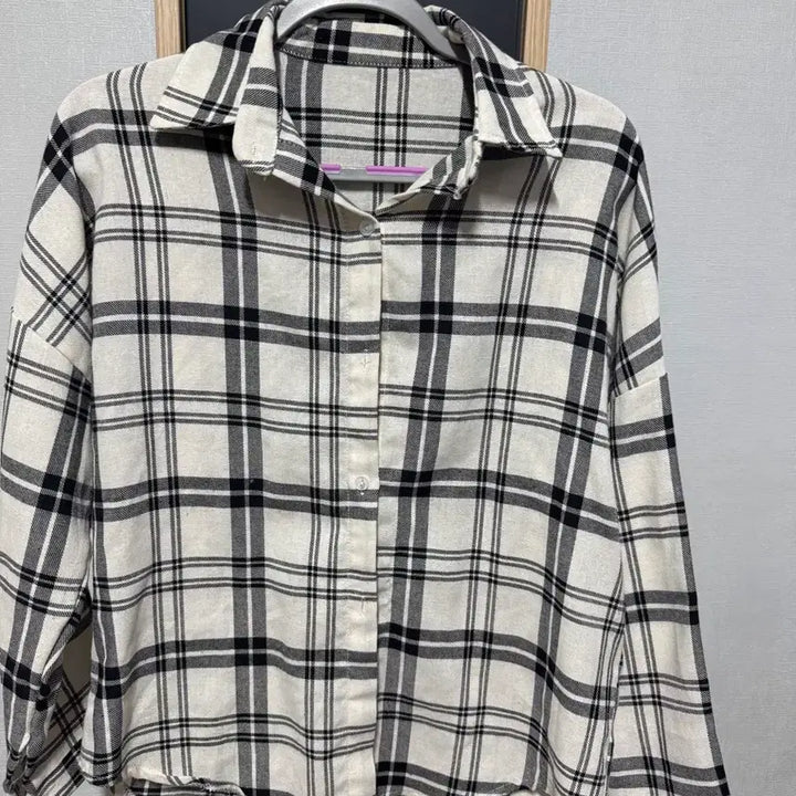 [BUNJANG] Black and White Checkered Shirt / 화이트 블랙 체크 셔츠
