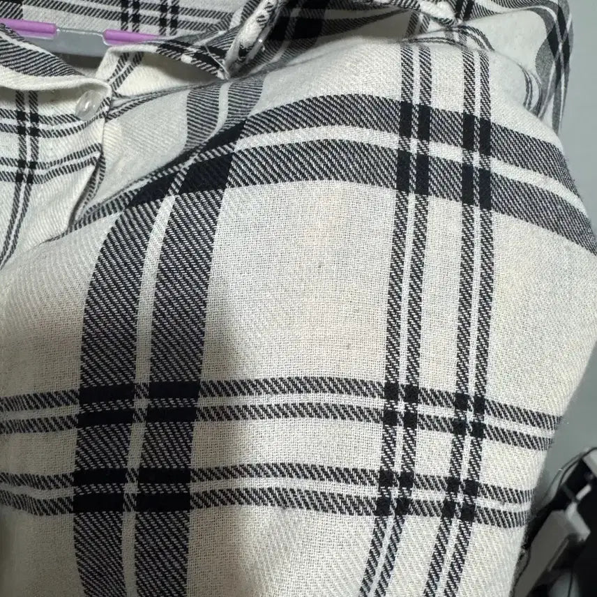 [BUNJANG] Black and White Checkered Shirt / 화이트 블랙 체크 셔츠