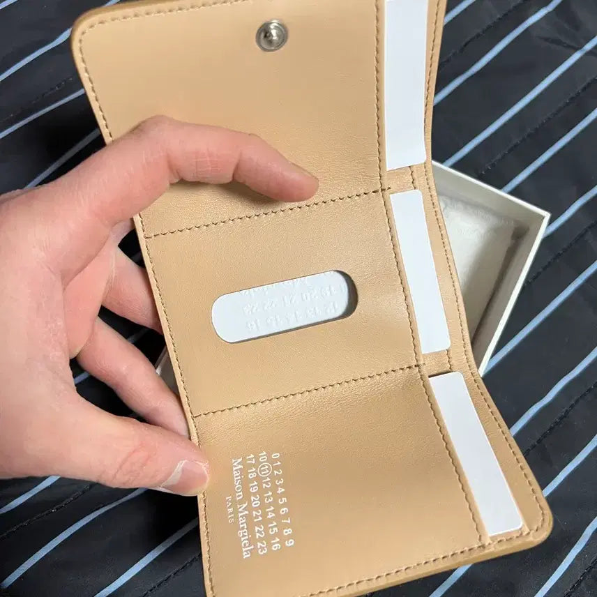 [BUNJANG] Maison Margiela Card Wallet / 마르지엘라 카드지갑 베이지 새상품