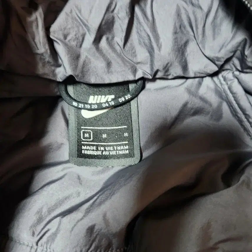 [BUNJANG] Nike NSW Tech Pack Padded Anorak Jacket - Gray (Size M) / 나이키 NSW 테크팩 패딩 아노락 필 자켓 진회색m사이즈 팔아요