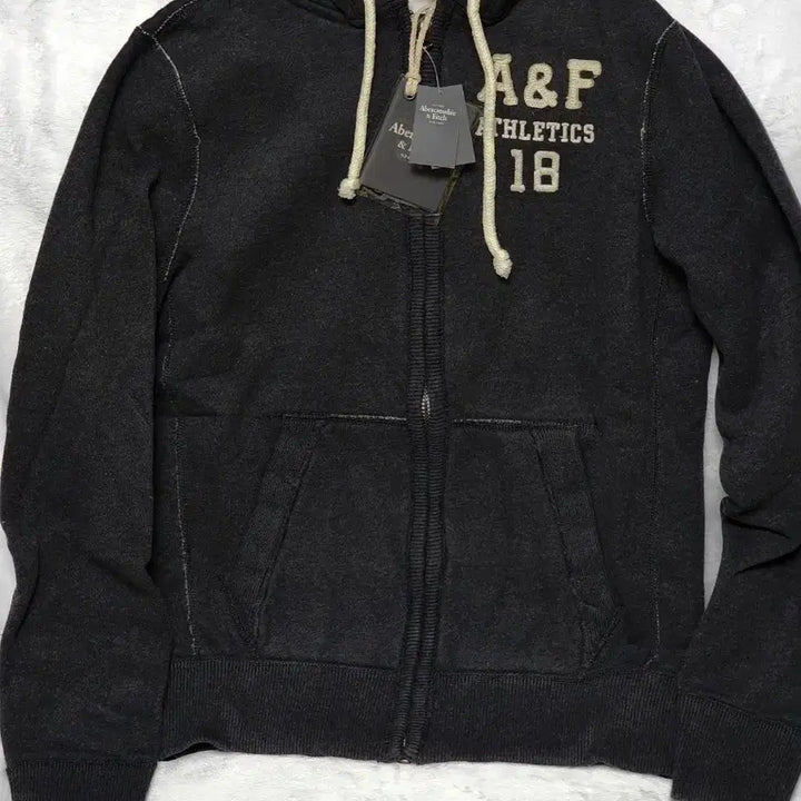 [BUNJANG] Abercrombie Dark Gray Hooded Zip-Up Jacket / 아베크롬비 다크그레이 후드 집업 새제품