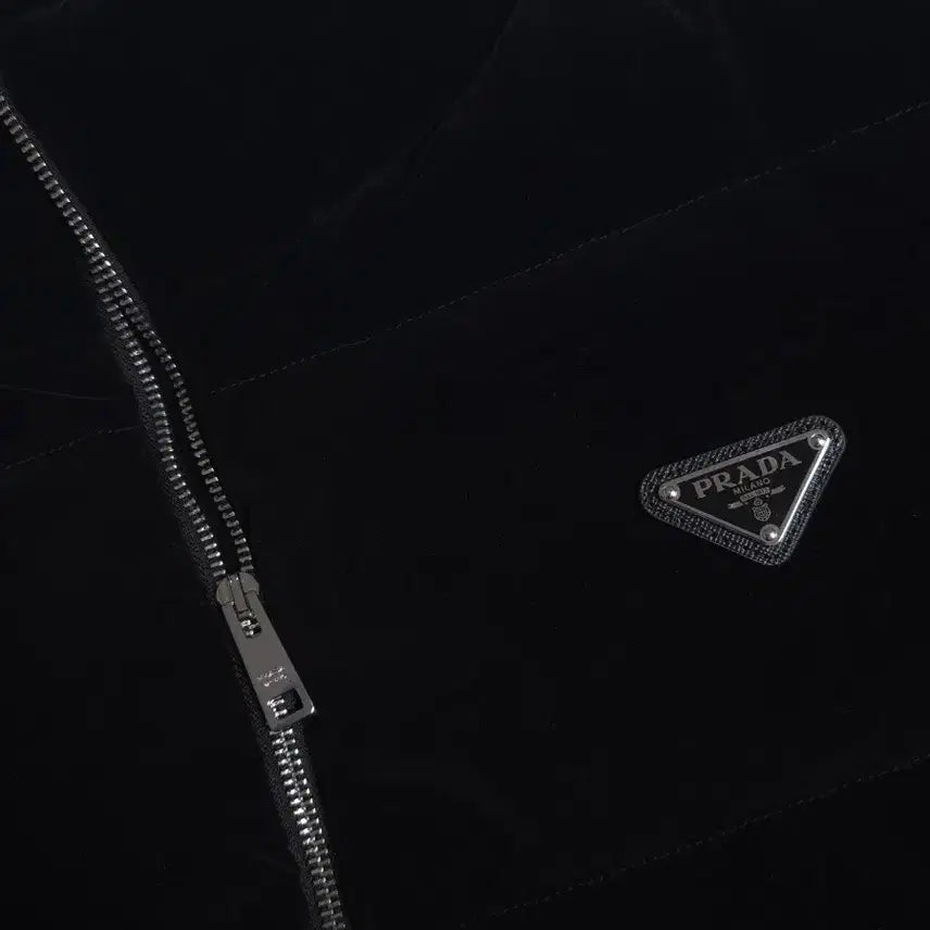 [BUNJANG] Prada Velvet Padded Jacket / [L] 프라다 벨벳 패딩 블랙(SGC407)