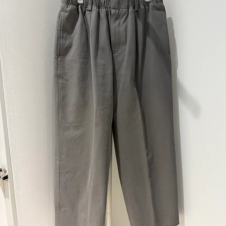 [SOLD OUT] [40FR] 에르메스 24SS 컬렉션 메인 밴딩팬츠