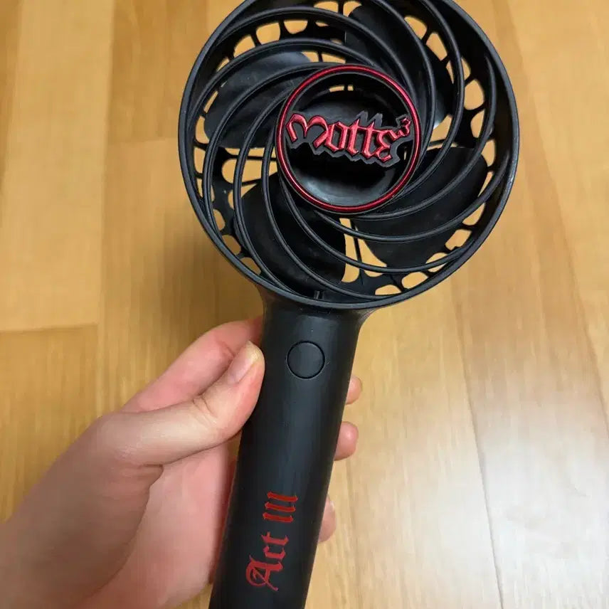 [BUNJANG] BIGBANG G-Dragon Hand Fan / 빅뱅 지드래곤 지디 손 선풍기 핸드팬