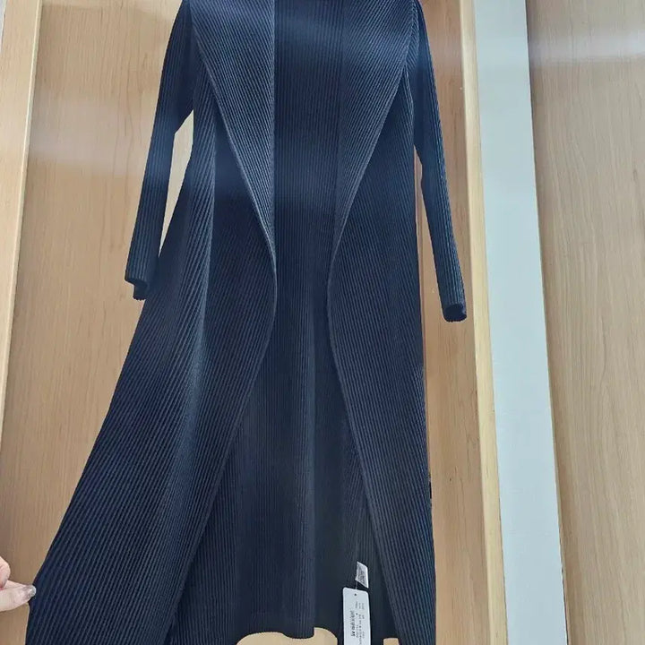 [BUNJANG] ORANGE PLEATS Long Pleated Coat Black / sale플리츠 롱 코트 블랙 .새제품