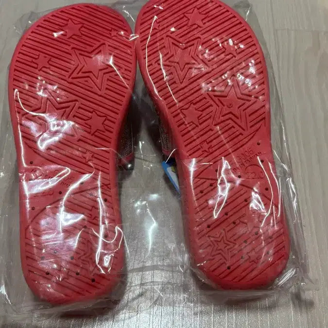 [BUNJANG] Aikatsu Friends Ema Slippers / 아이카츠 프렌즈 아이엠스타 캐릭터 슬리퍼(대만산)