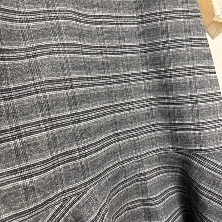 [BUNJANG] Designer Mermaid Line Sleeveless Dress / 미사용 디자이너 브랜드 머메이드 라인 나시 원피스 667788 정