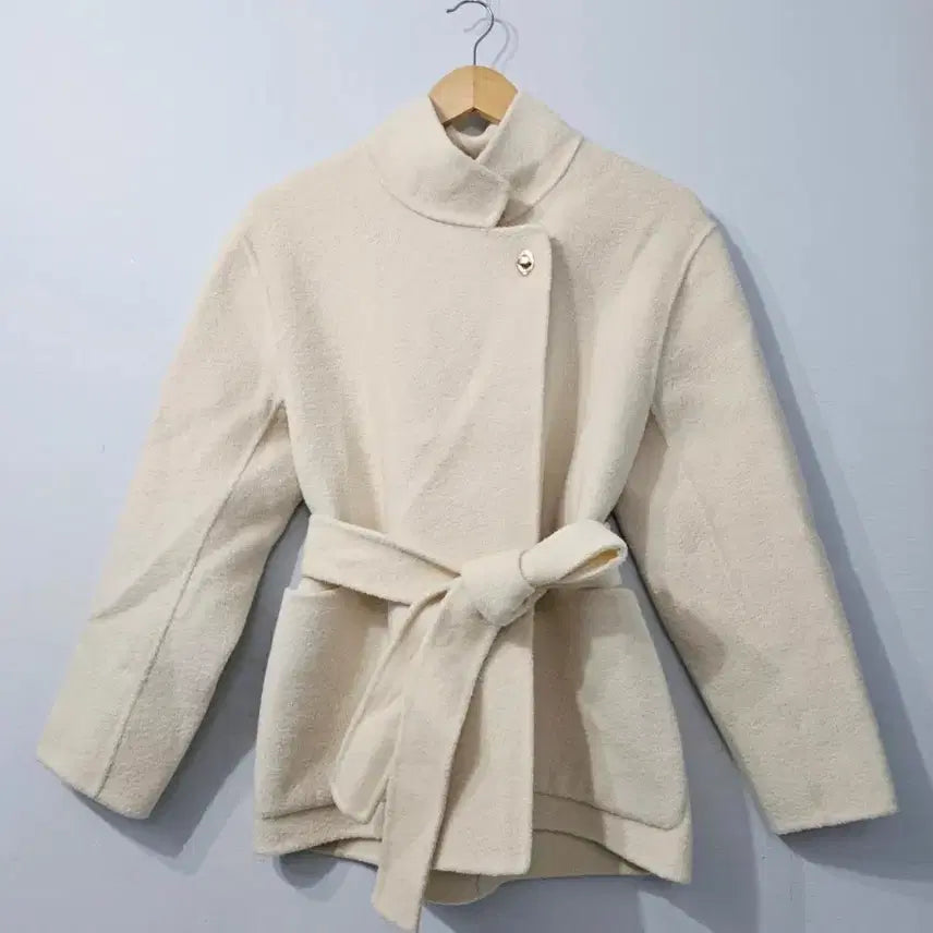 [BUNJANG] Maje Boucle High Neck Belted Half Coat Jacket / 한섬 마쥬 부클 하이넥 벨티드 하프 코트 재킷 55