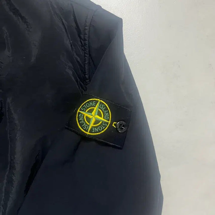 [SOLD OUT] 스톤아일랜드 네이비 m