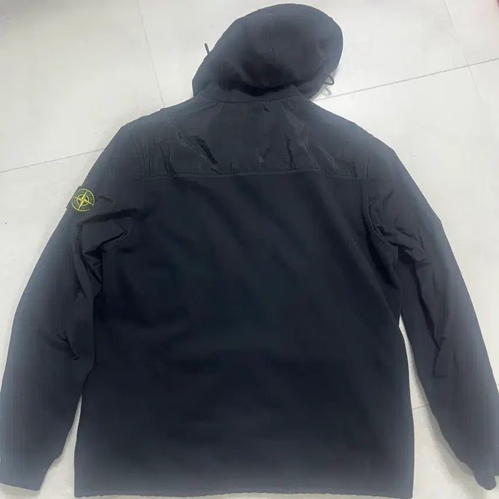 [SOLD OUT] 스톤아일랜드 네이비 m