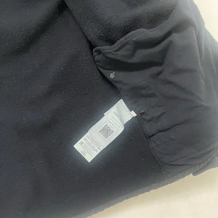 [SOLD OUT] 스톤아일랜드 네이비 m