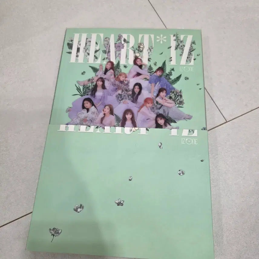 [BUNJANG] IZ*ONE Violeta Unsealed Album / 아이즈원 비올레타 단체ver 개봉앨범