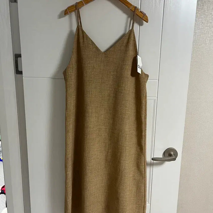 [BUNJANG] GU Vintage Beige Cami Dress / (일본 수입 빈티지)GU 끈 원피스 끈나시 뷔스티에 베이지 L 택있음