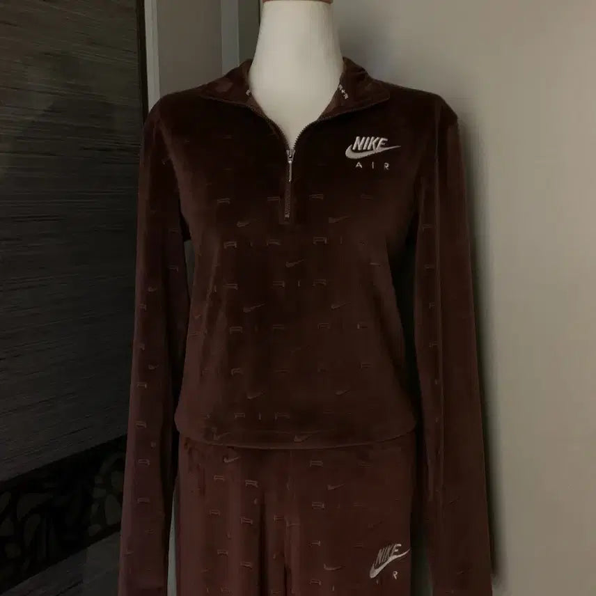 [BUNJANG] Nike Velvet Tracksuit Set / 나이키 벨벳 셋업