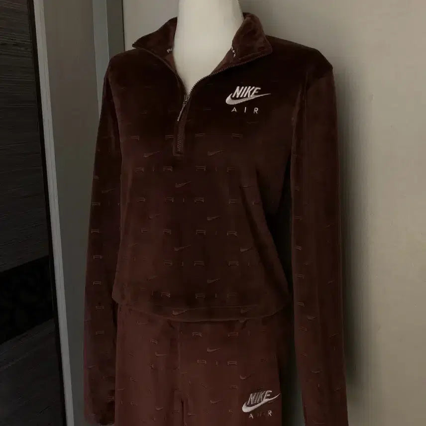 [BUNJANG] Nike Velvet Tracksuit Set / 나이키 벨벳 셋업