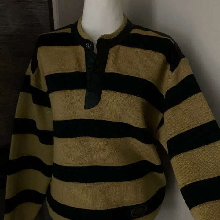[BUNJANG] Adidas Stripe Leather Knit Sweater / 아디다스 스트라이프 가죽 니트