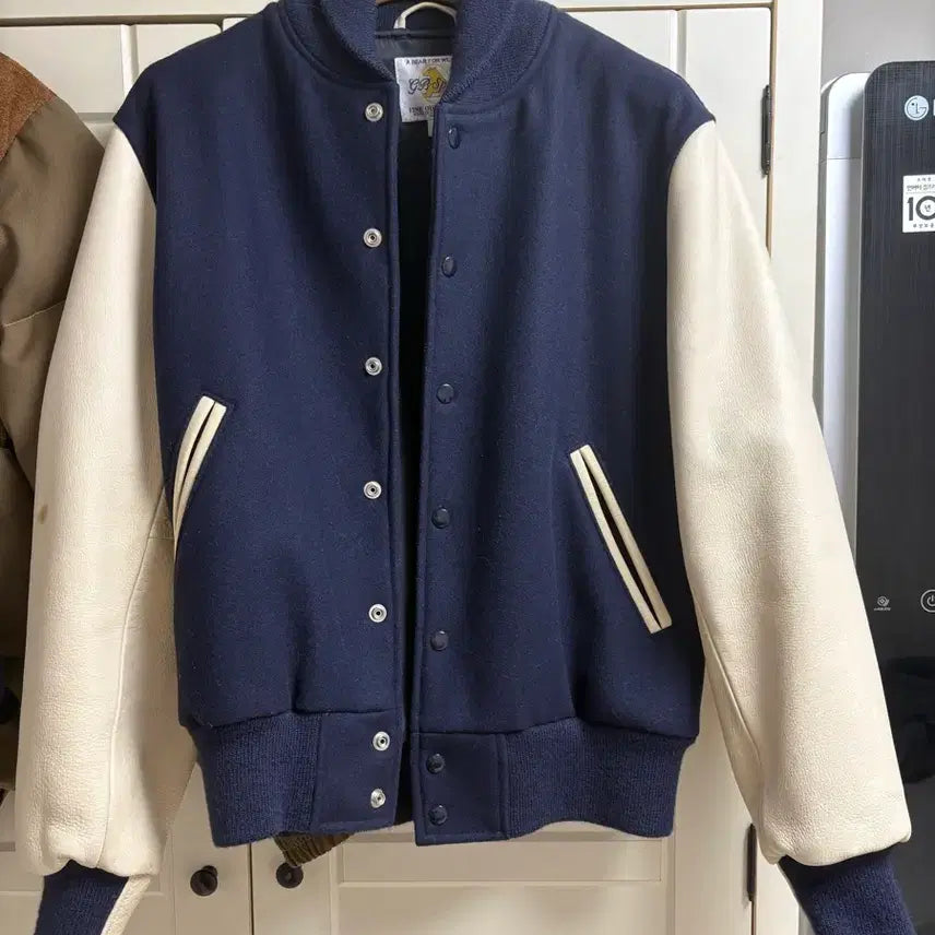 [BUNJANG] Golden Bear Varsity Jacket Navy / 골든베어 바시티 자켓 네이비