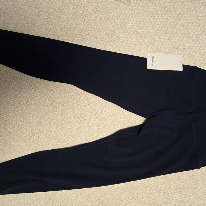 [BUNJANG] Lululemon Align Leggings (US Size 8) / 룰루레몬 얼라인 레깅스 새제품 (미국사이즈8) 한국 사이즈 66-77