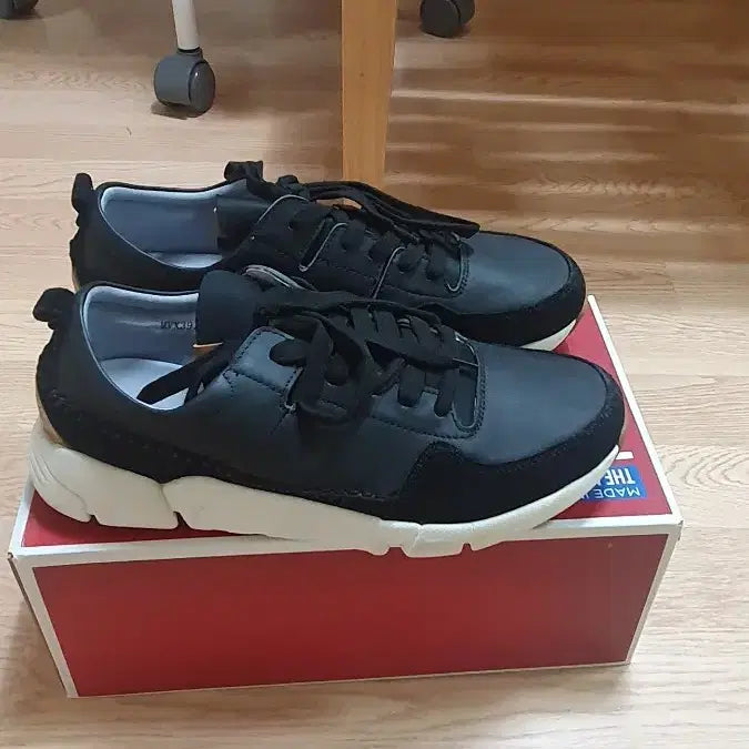 [BUNJANG] Renoma Leather Sneakers / 레노마 가죽 스니커즈