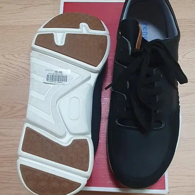 [BUNJANG] Renoma Leather Sneakers / 레노마 가죽 스니커즈