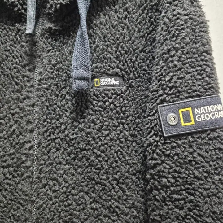 [BUNJANG] National Geographic Fleece Hoodie Black / 내셔널지오그래픽 후리스 후드집업 블랙