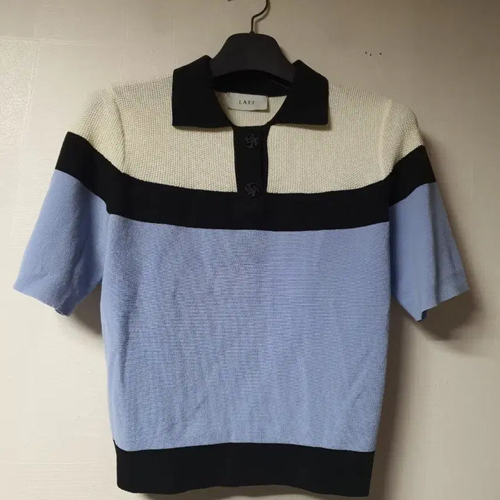 [BUNJANG] LATT 배색 반팔 카라 니트 / 한섬LATT 배색 반팔 카라 니트