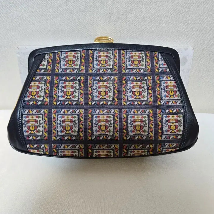 [BUNJANG] Vintage Pattern Leather & Fabric Clutch / 일제 빈티지 패턴 가죽+천 클러치