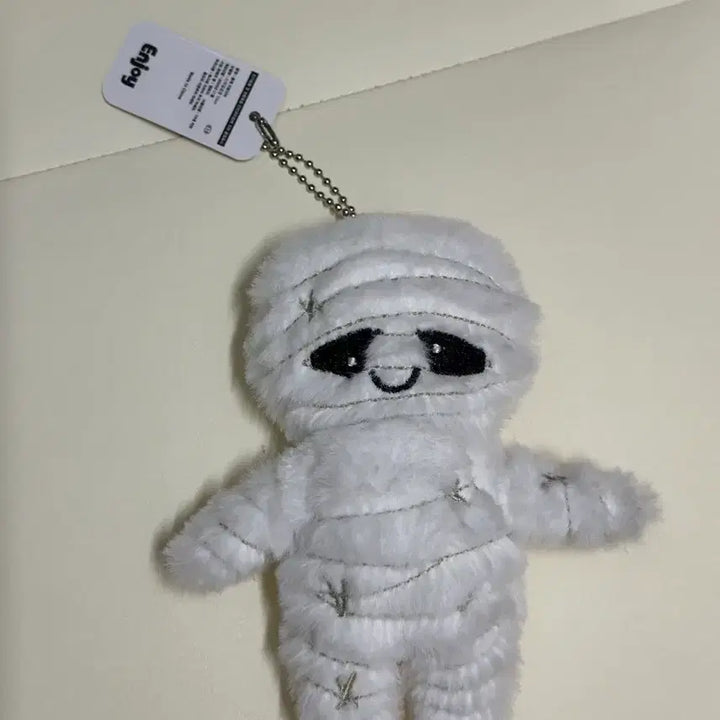 [BUNJANG] Smile Mummy Doll Keychain 13cm / 미라 인형 키링 화이트 봉제인형 / 스마일꽁꽁 키링 / 13cm