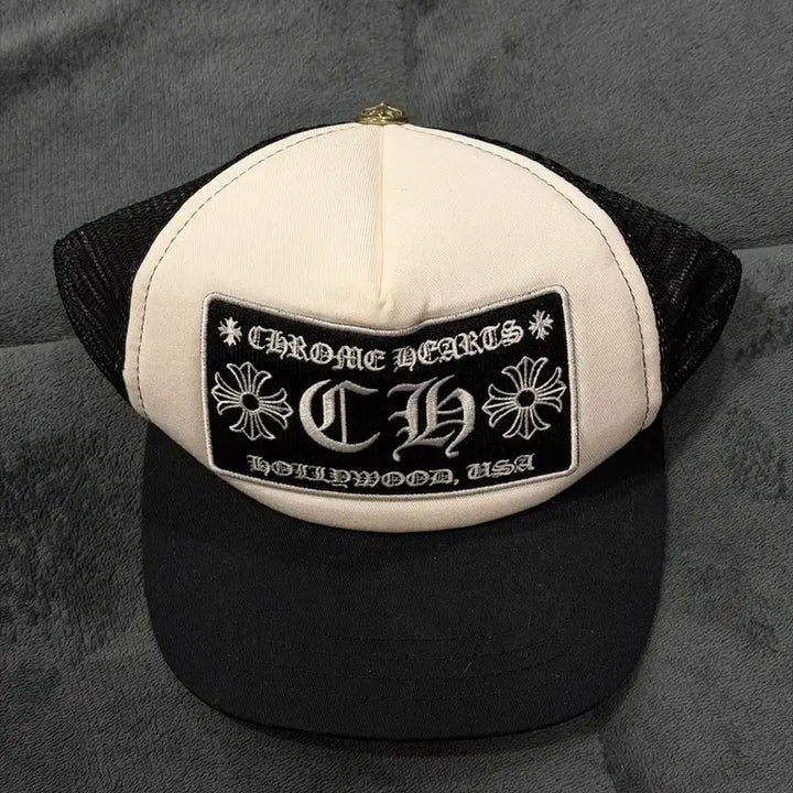 [BUNJANG] Chrome Hearts Hollywood Trucker Hat Black White / 크롬하츠 CH 할리우드 트러커햇 블랙 화이트