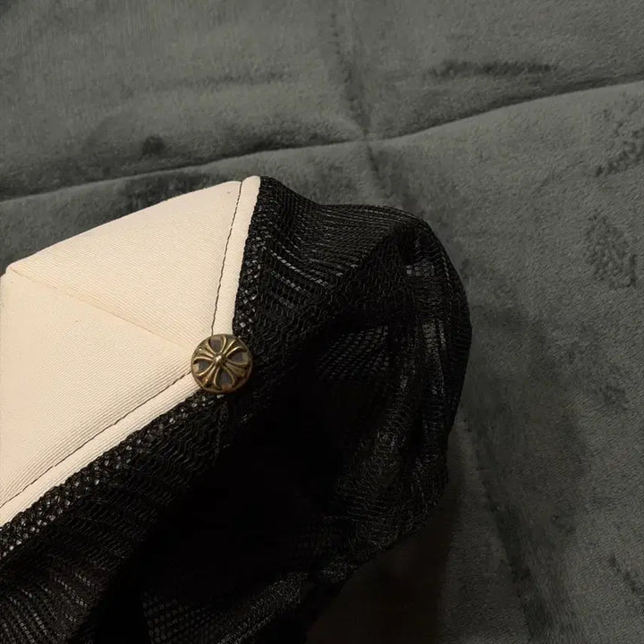 [BUNJANG] Chrome Hearts Hollywood Trucker Hat Black White / 크롬하츠 CH 할리우드 트러커햇 블랙 화이트