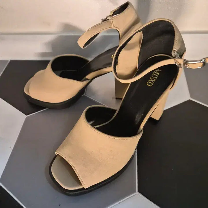 [BUNJANG] MIXSO Beige Strap Sandals 245mm / MIXSO 베이지 샌들 245mm(새상품)