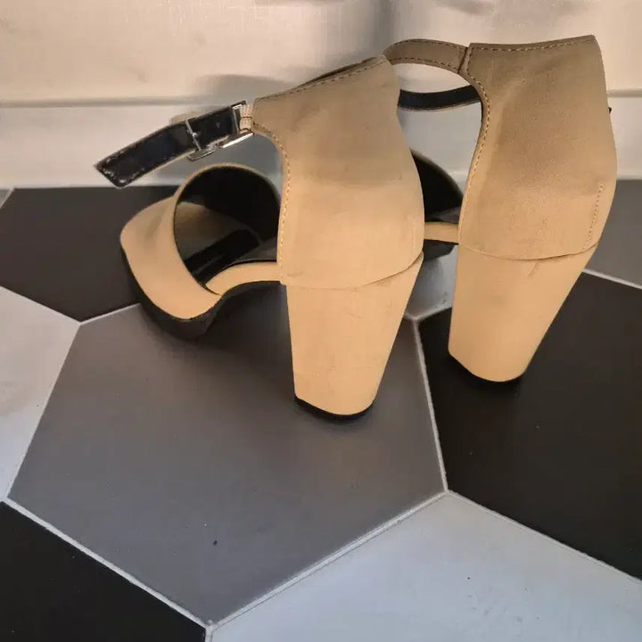 [BUNJANG] MIXSO Beige Strap Sandals 245mm / MIXSO 베이지 샌들 245mm(새상품)