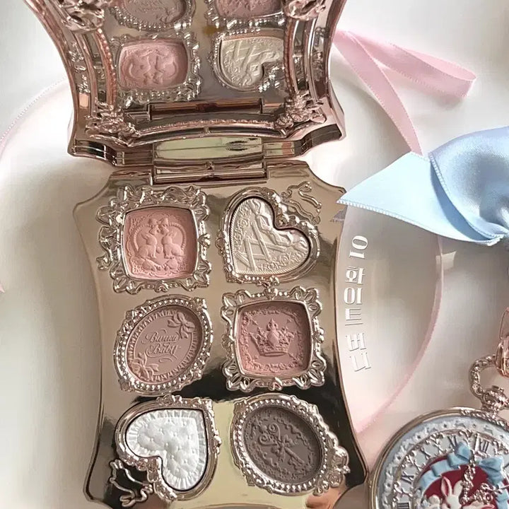 [BUNJANG] Flower Knows White Bunny Eyeshadow Palette / (새상품 현물) 1호 아이섀도우 플라워노즈 버니가든 화이트 버니