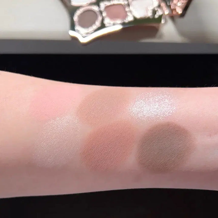 [BUNJANG] Flower Knows White Bunny Eyeshadow Palette / (새상품 현물) 1호 아이섀도우 플라워노즈 버니가든 화이트 버니