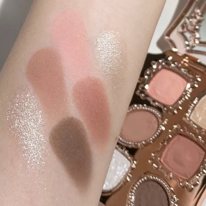 [BUNJANG] Flower Knows White Bunny Eyeshadow Palette / (새상품 현물) 1호 아이섀도우 플라워노즈 버니가든 화이트 버니