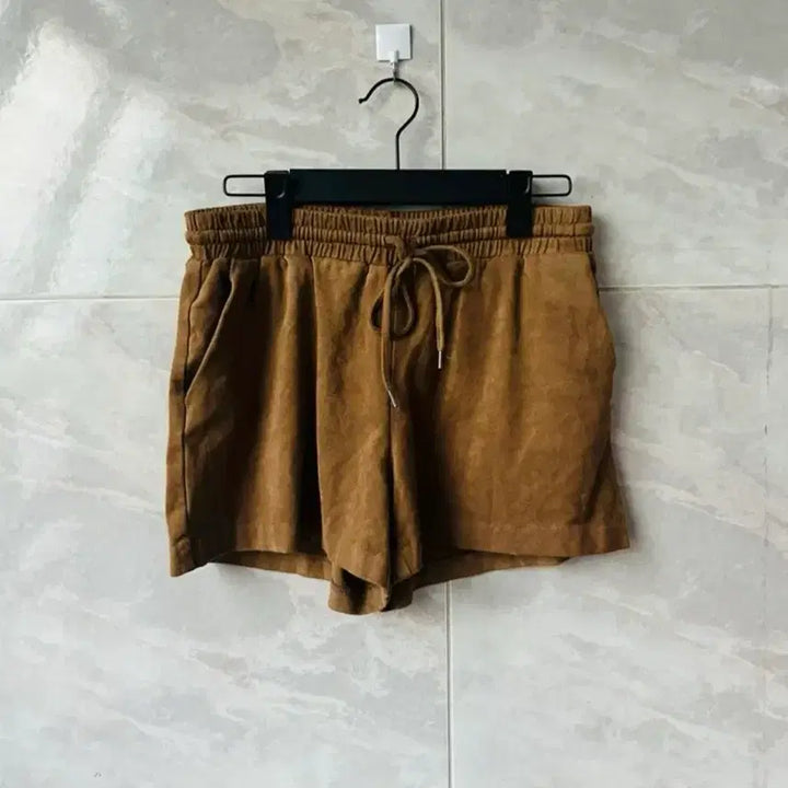 [BUNJANG] Suede Brown Shorts for Women / 스웨이드 반바지 브라운 여성용