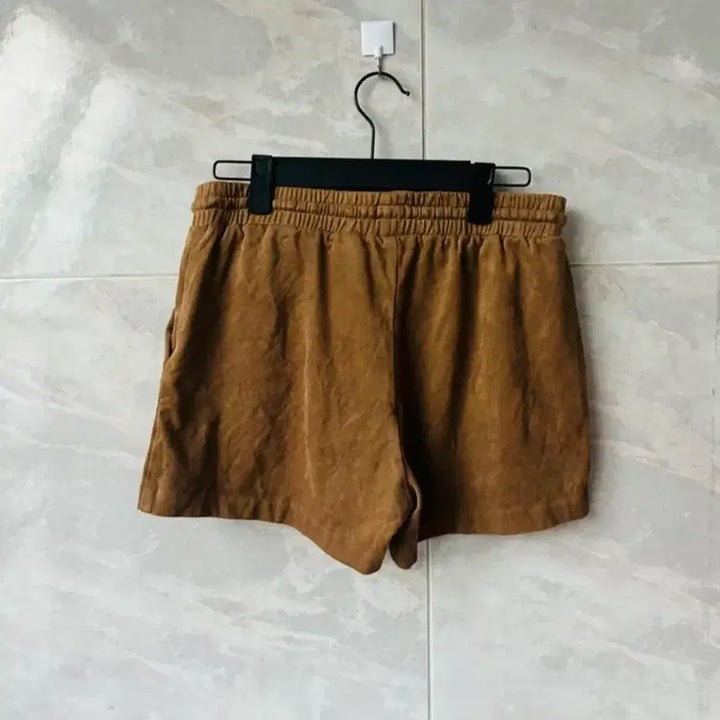 [BUNJANG] Suede Brown Shorts for Women / 스웨이드 반바지 브라운 여성용