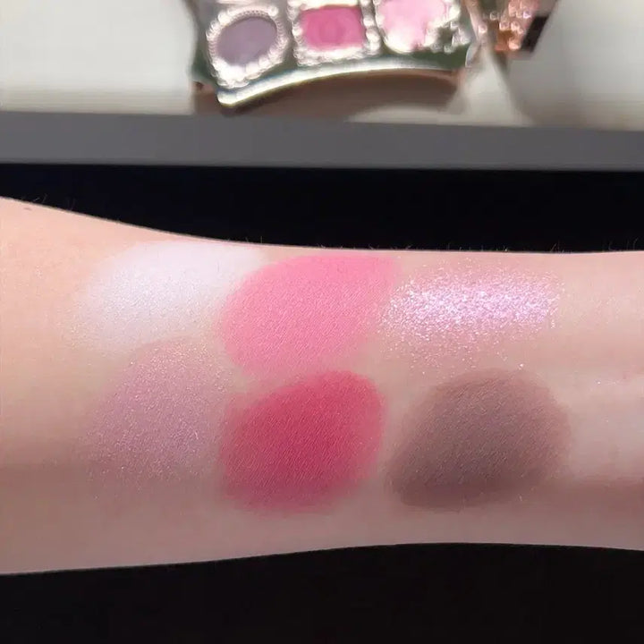 [BUNJANG] Flower Knows Ruby Berry Eyeshadow Palette / (새상품 현물)3호 아이섀도우 플라워노즈 버니가든 루비베리