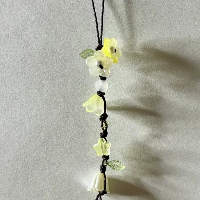 [BUNJANG] Handmade Knotted Flower Keychain / 개나리 꽃 매듭키링 비즈매듭키링 비즈키링 책갈피(실물이 더 이뻐요)