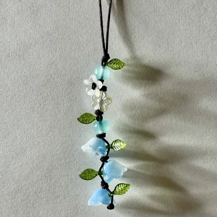 [BUNJANG] Blue Lily of the Valley Knotted Keyring / 푸른은방울 꽃 매듭키링 | 비즈매듭키링 책갈피 실물이 더 이뻐요!
